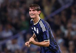 记者：阿根廷中场尼科·帕斯伤情好转，即将恢复正常训练